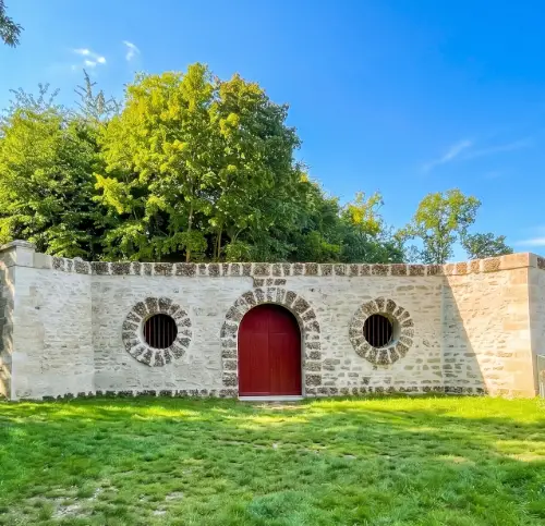 Tisserand_Caves_MaisonLaffitte0.png